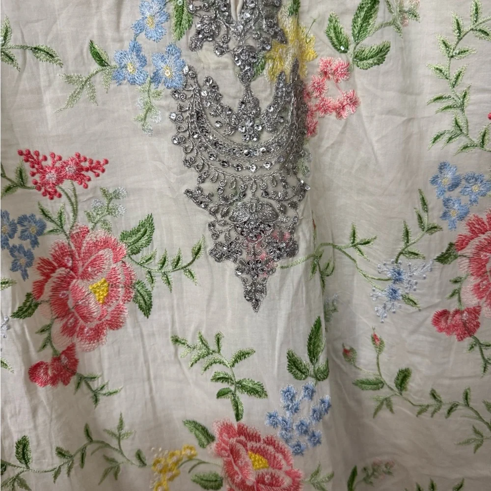 Maria B Cream Dress with Colorful Floral Embroidery Suit - Picture 7 of 8